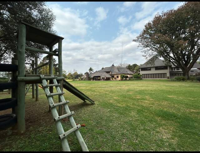 4 BEDROOM HOUSE FOR SALE IN BROEDERSTROOM